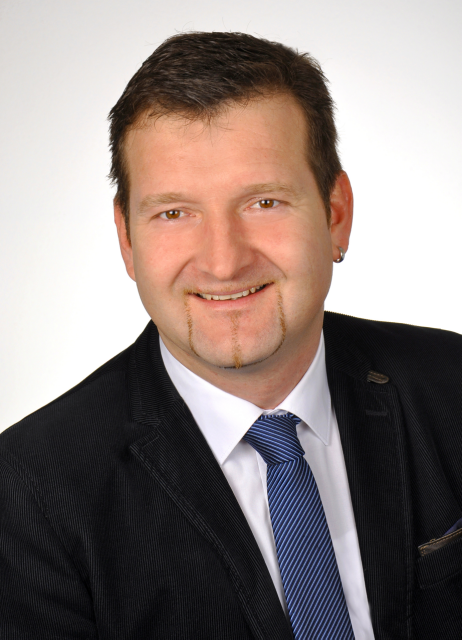 Erster Bürgermeister der Gemeinde Brunnen Thomas Wagner Erster Bürgermeister der Gemeinde Brunnen Thomas Wagner